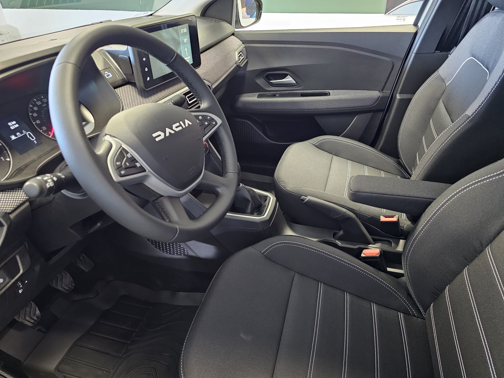 Dacia Logan 2025 – foto 2