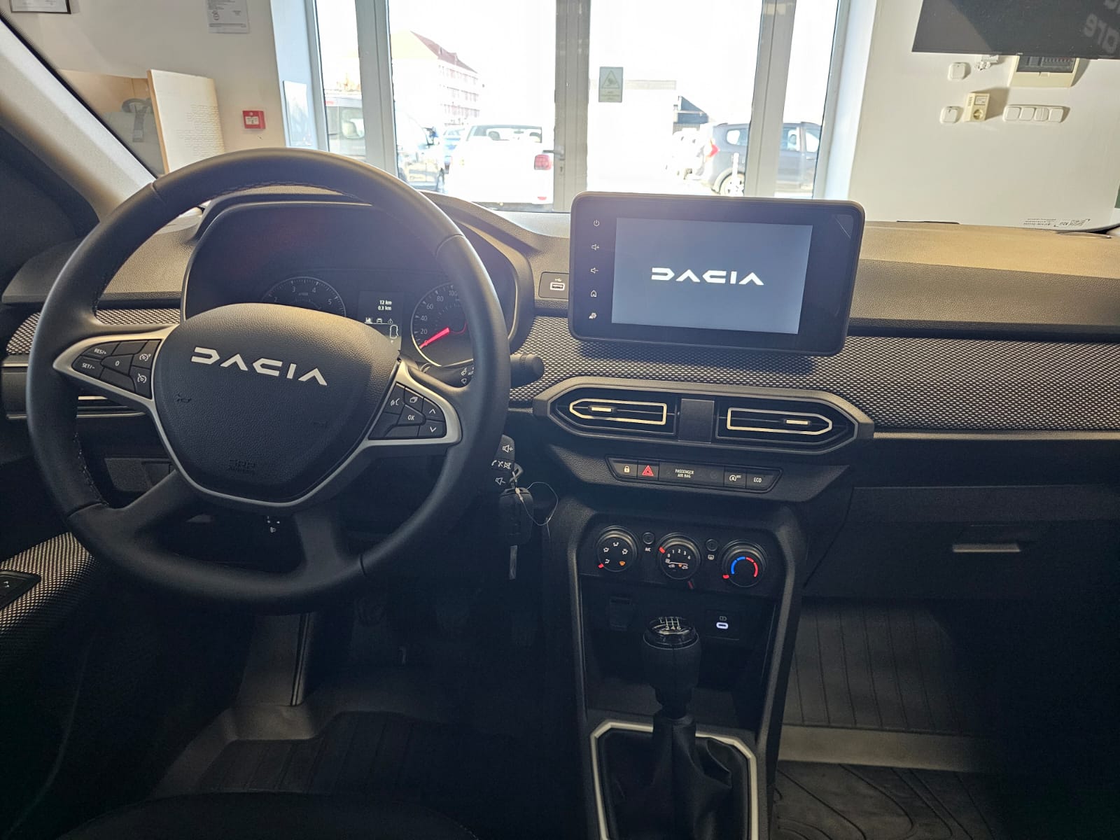 Dacia Logan 2025 – foto 3